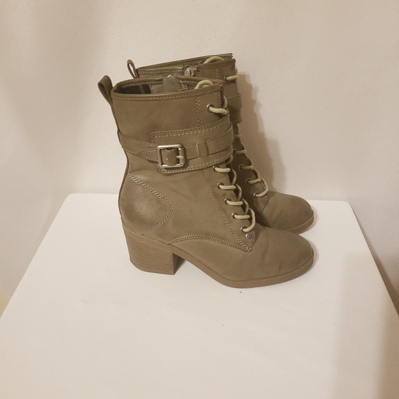 Guess high top boots heel plaid lining Size 6 - Picture 5 of 6